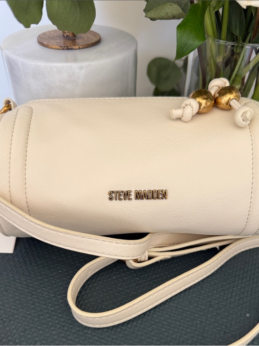 Steve Madden Vanilla Barrel Bag Crossbody Top Handle Gold Logo NWT